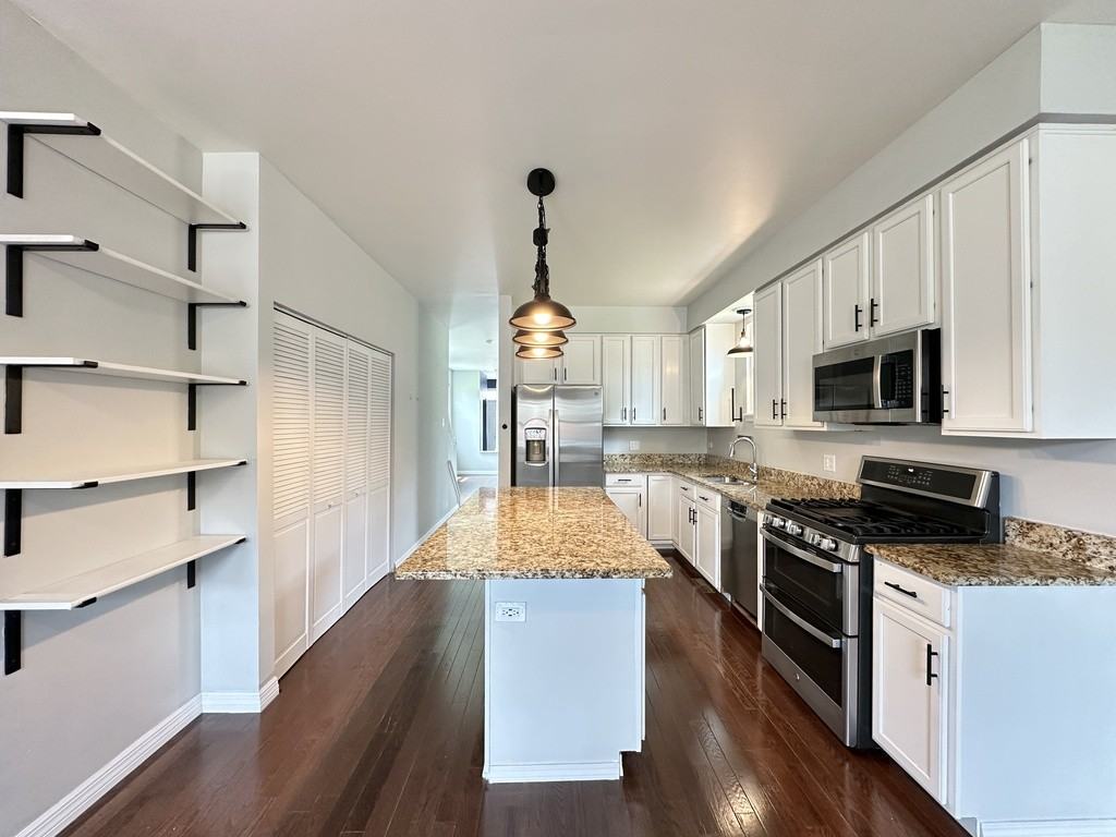 3629 S Indiana Ave #A - Photo 3 of 21