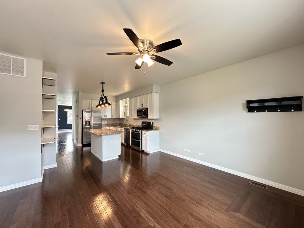 3629 S Indiana Ave #A - Photo 6 of 21