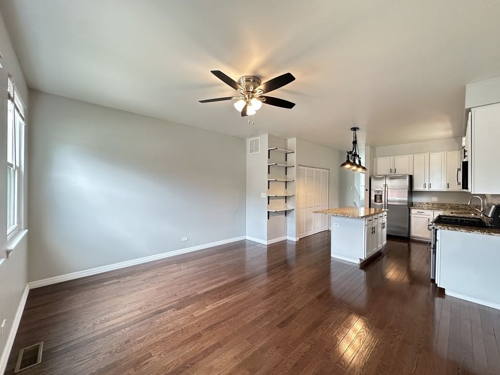 3629 S Indiana Ave #A - Photo 7 of 21