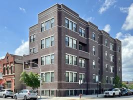 featured image of 1622 S Wood St #D