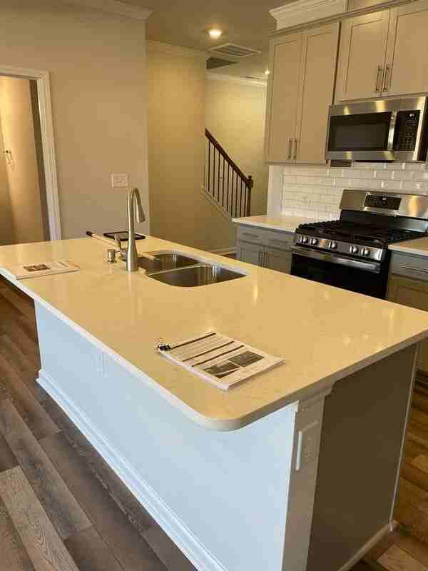 5019 Arkose Dr - Photo 5 of 19