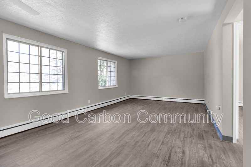 309 Beattie Ave #4 - Photo 6 of 14
