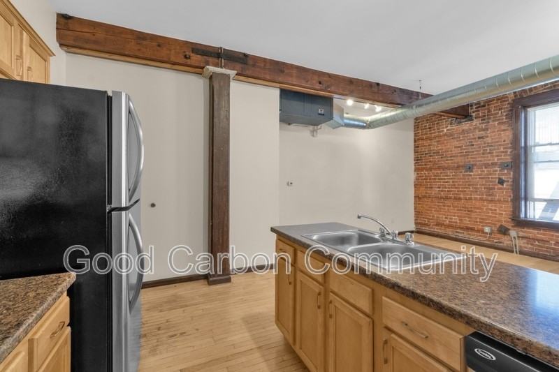 346 Connecticut St #203 - Photo 4 of 16