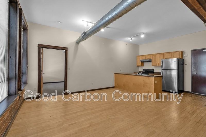 346 Connecticut St #203 - Photo 7 of 16