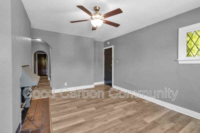 328 Elmwood Ave #2 - Photo 4 of 15