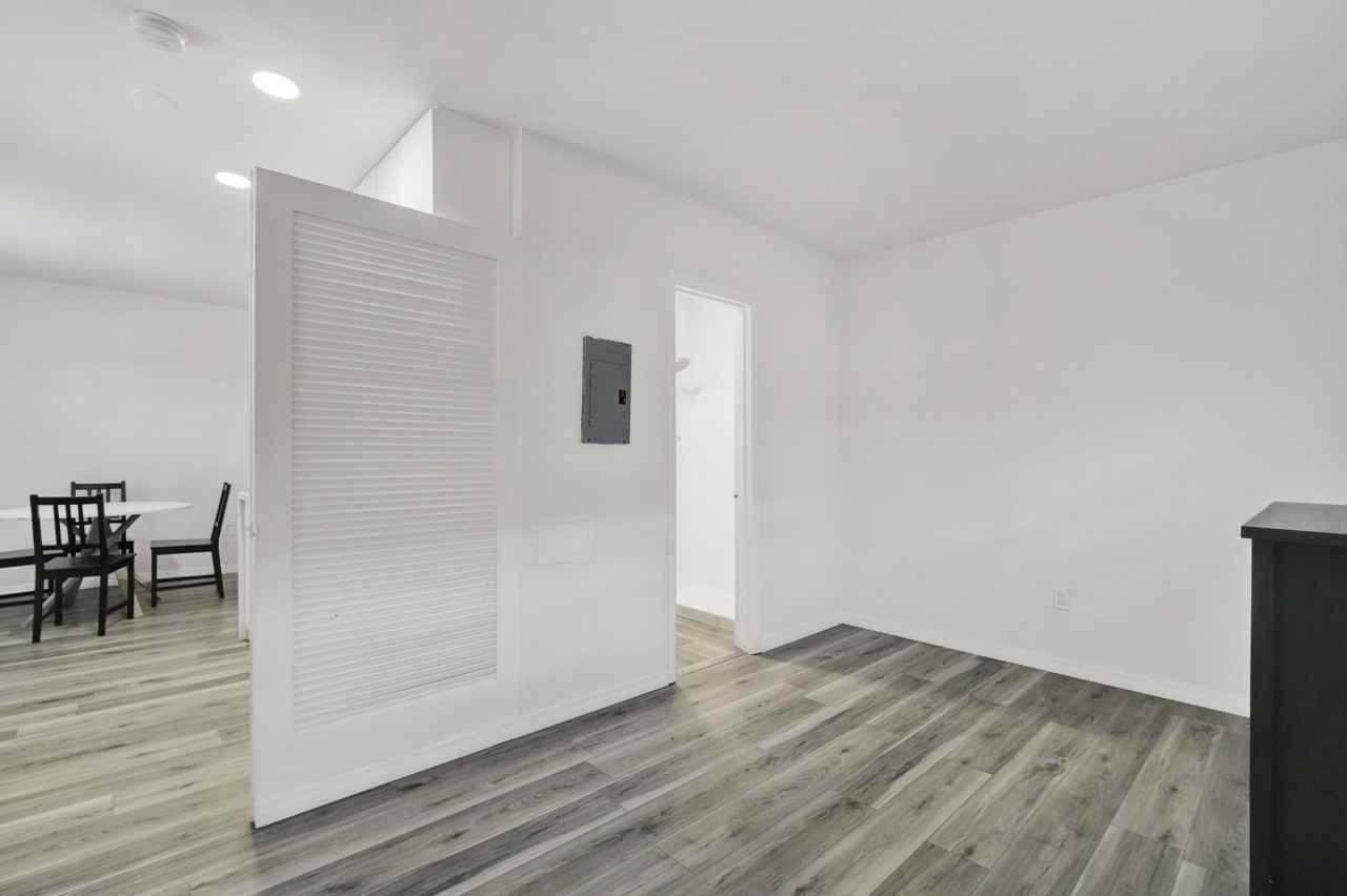 7 Salamanca Ave. - Photo 7 of 11