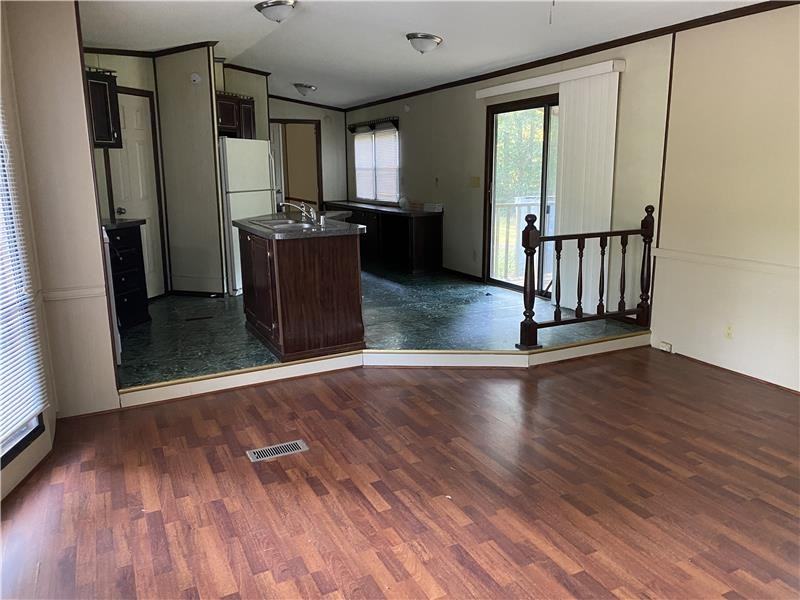 1030 Highway 80 E - Photo 4 of 13