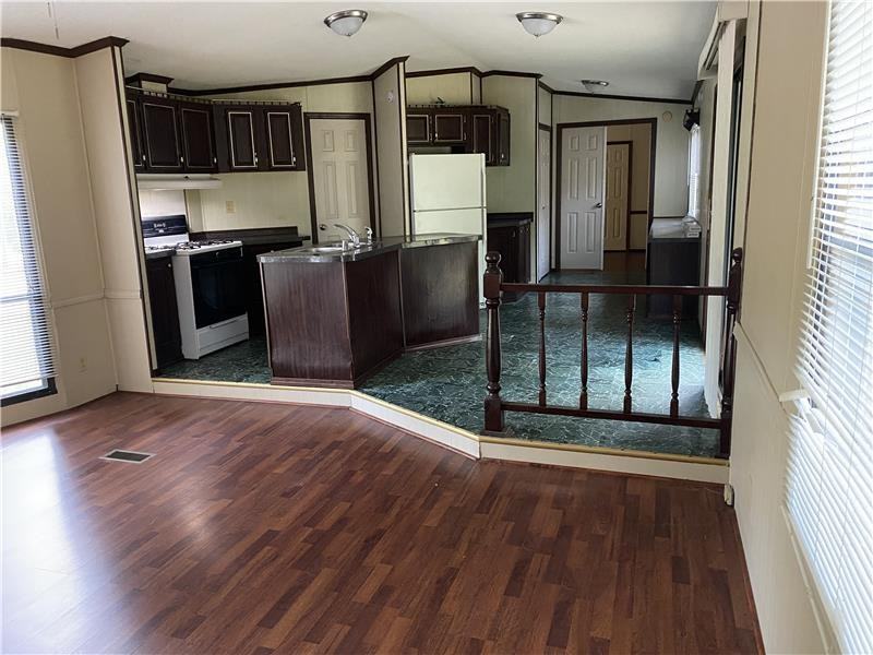 1030 Highway 80 E - Photo 5 of 13