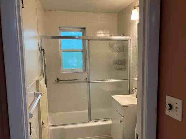 38 Jacqueline Rd #A - Photo 5 of 5