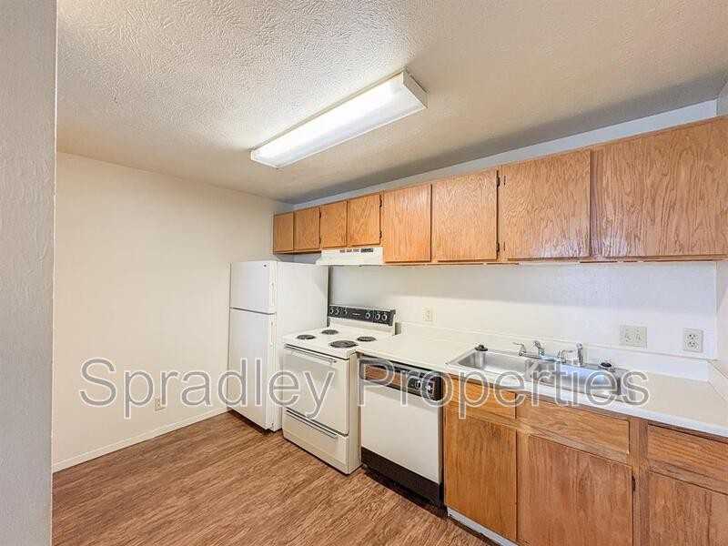608 John Paul Jones Dr #106 - Photo 4 of 7