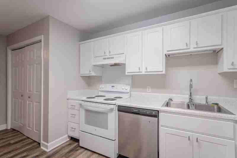 1704 Read Ave #D - Photo 7 of 32