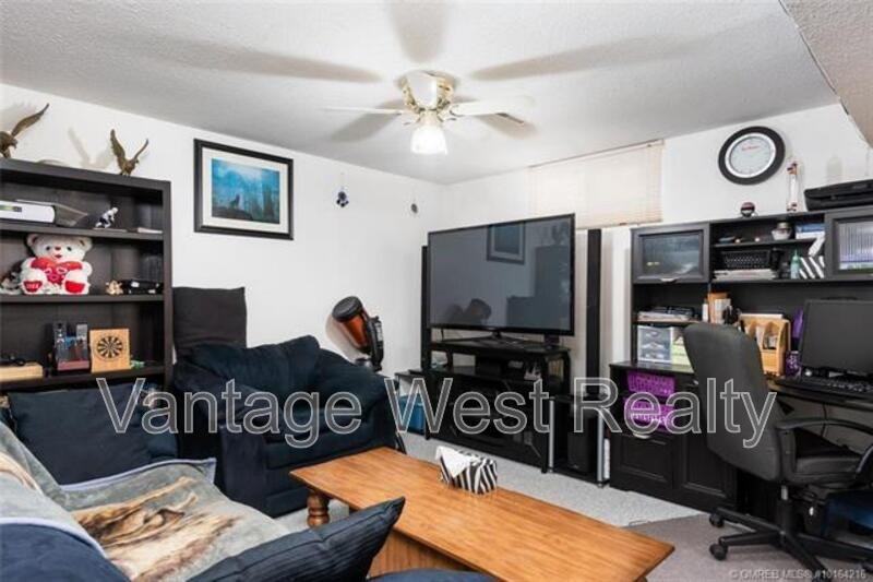 520 - Photo 4 of 4
