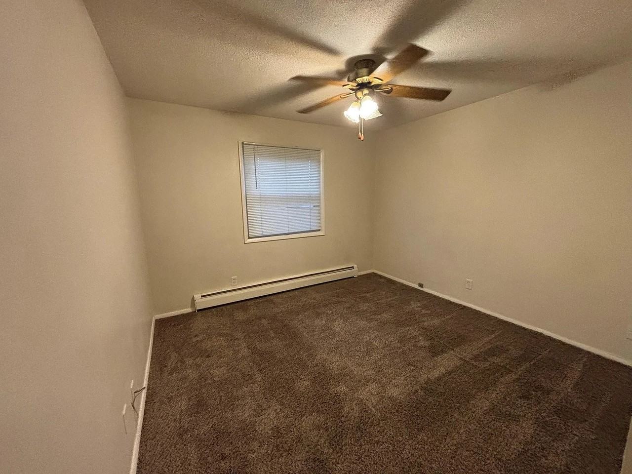 2131 Blairs Ferry Rd NE - Photo 2 of 9