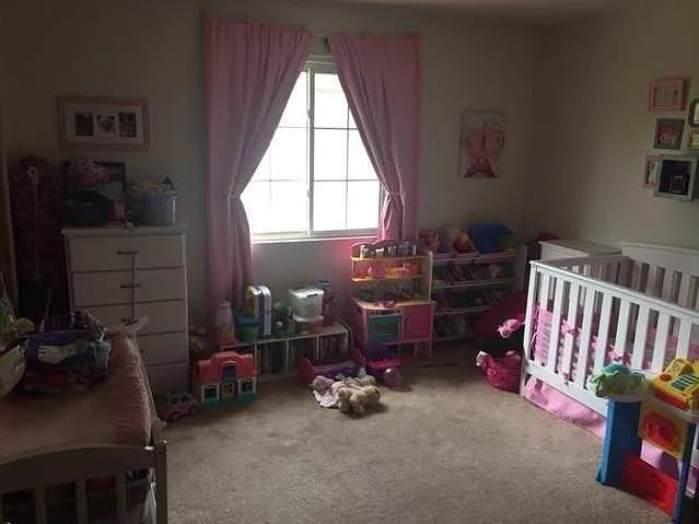182 Westside Drive - Photo 2 of 8