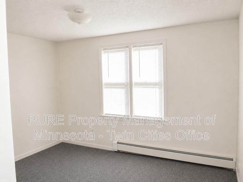 840 Beech St #2 - Photo 4 of 10