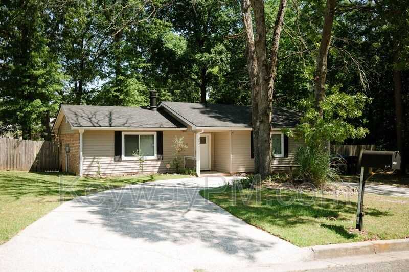 2841 Pheasant Dr