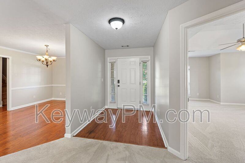 845 Prairie Ln - Photo 4 of 30