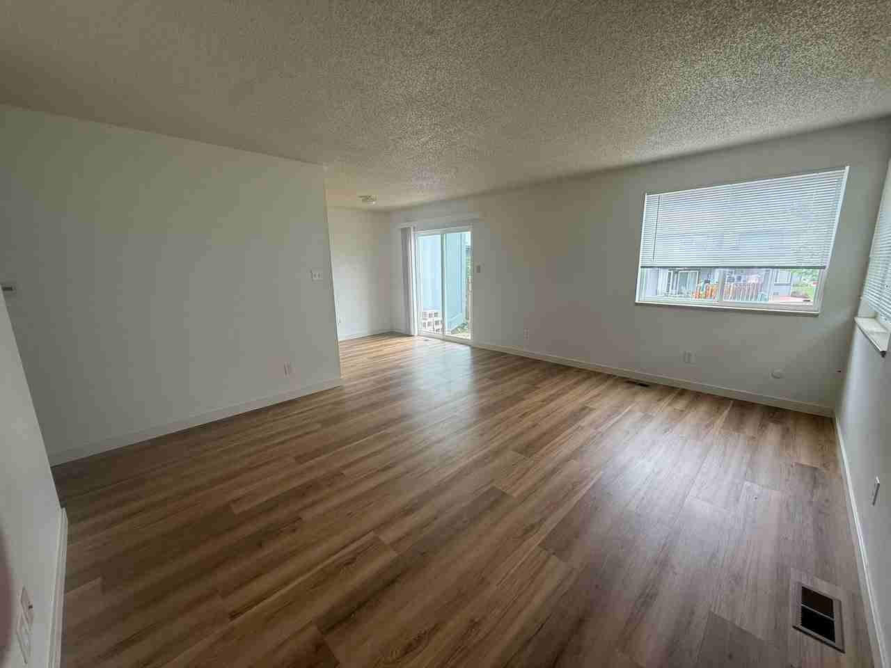 4155 Monroe Dr #A - Photo 3 of 13
