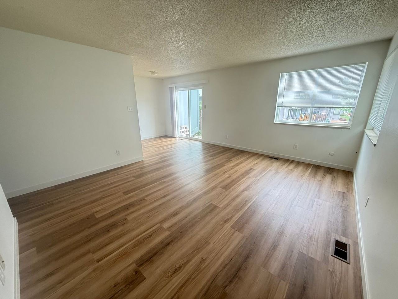4155 Monroe Dr #A - Photo 4 of 13