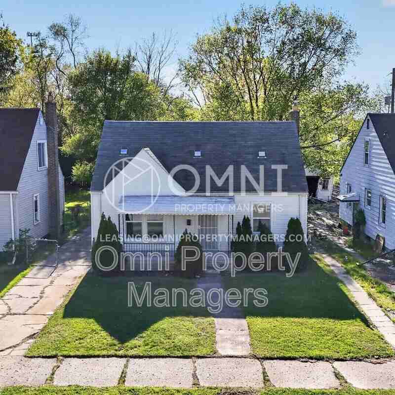 20553 Hamburg St - Photo 2 of 2