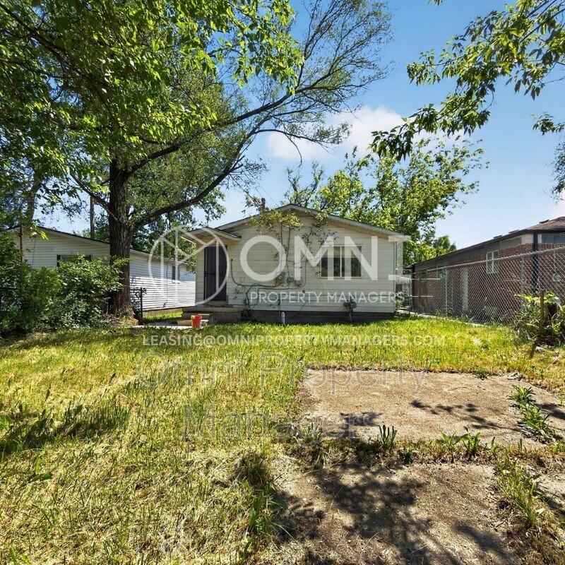7161 Varjo St - Photo 3 of 13
