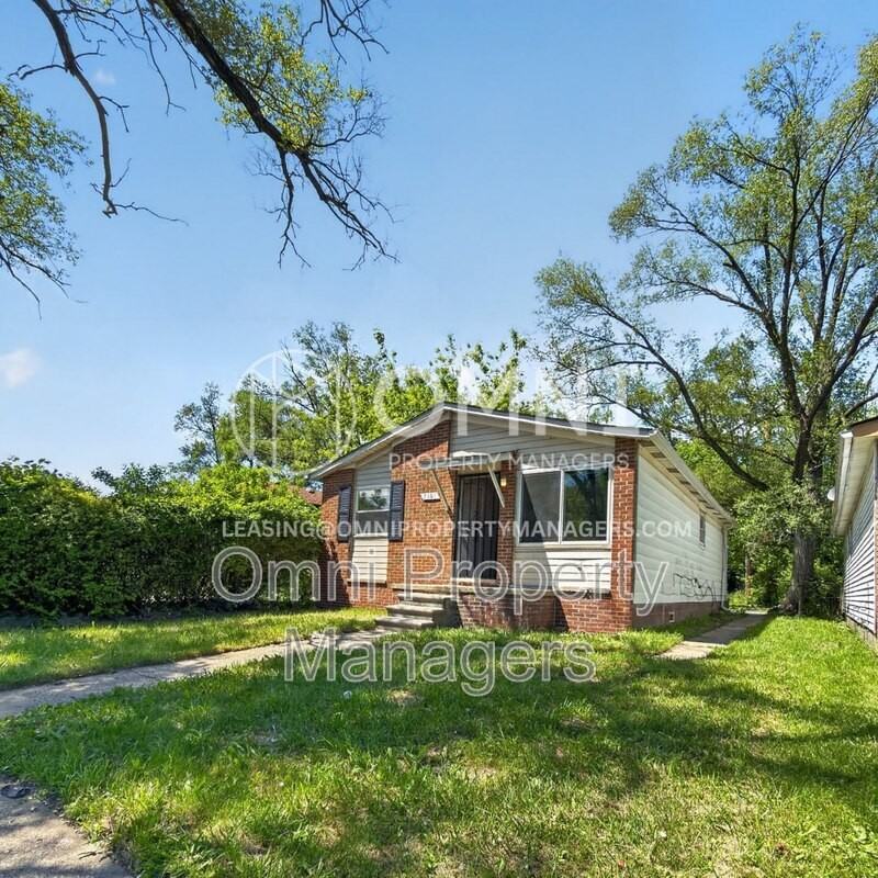 7161 Varjo St - Photo 6 of 13