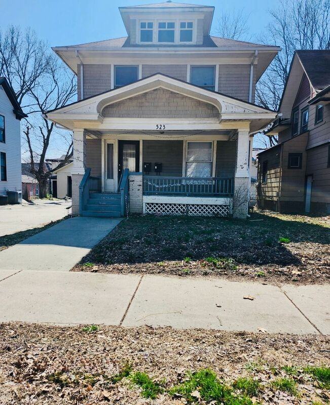 523 W Maple Ave #1A - Photo 2 of 19
