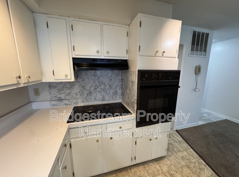 519 - Photo 6 of 16