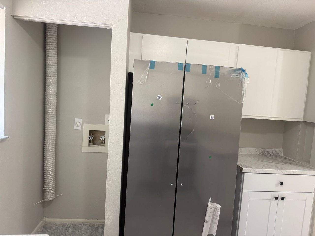 931 33rd Ave W - Photo 5 of 14