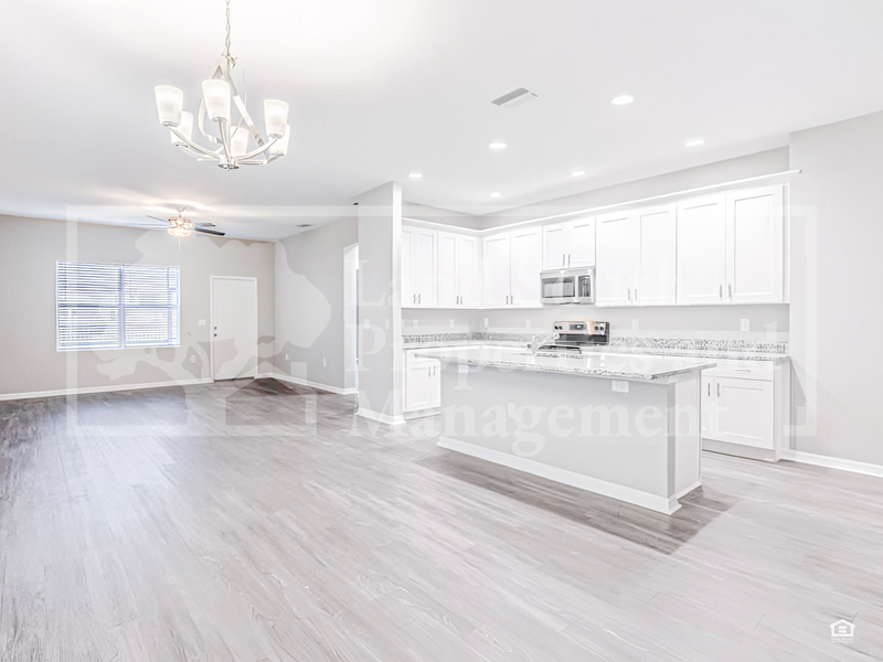 3370 Cup Dr - Photo 5 of 18