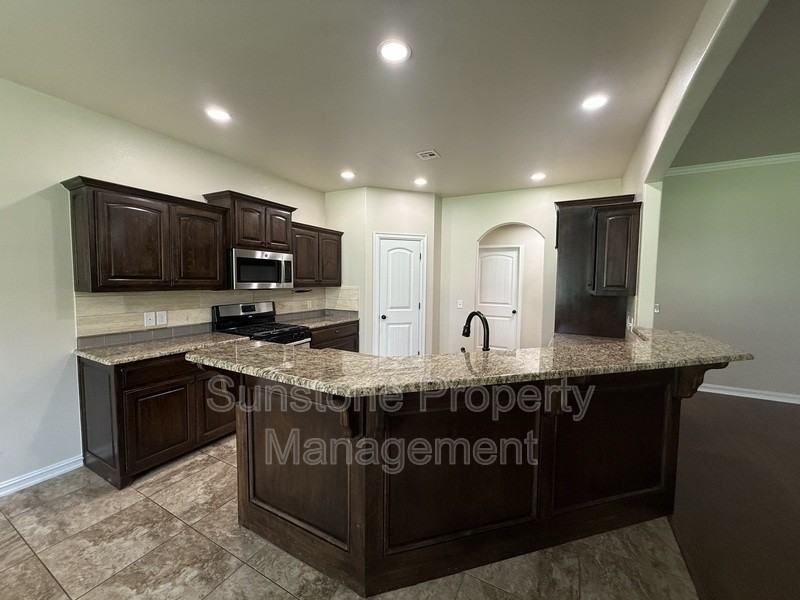 9307 N 95th East Ave - Photo 5 of 27