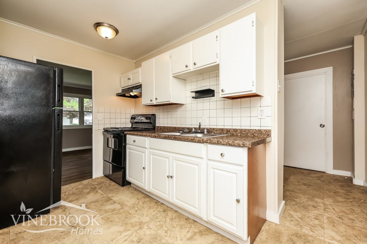 2132 Pittsfield St - Photo 7 of 15