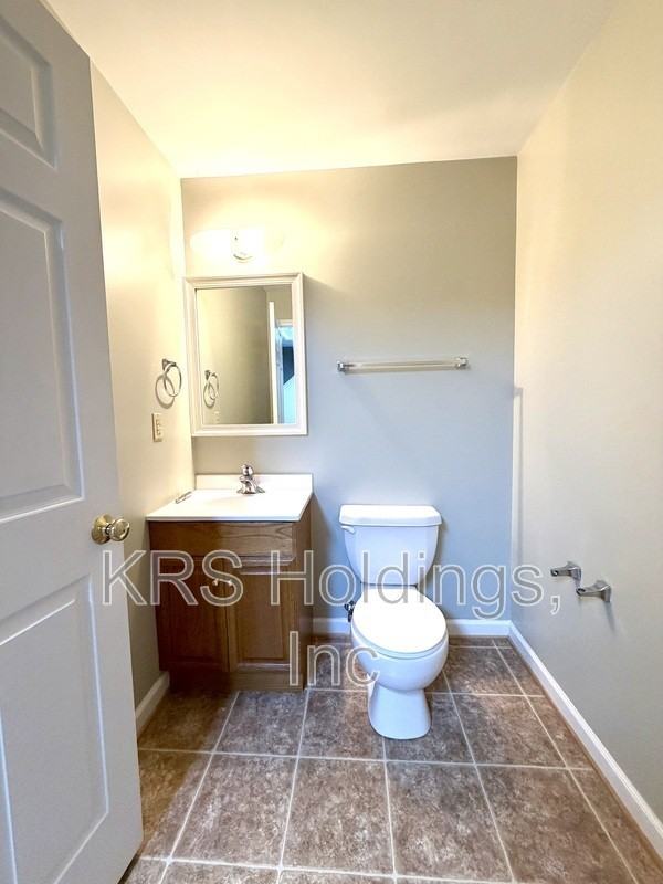 2316 Finch Ct - Photo 6 of 13