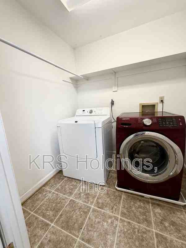 2316 Finch Ct - Photo 7 of 13