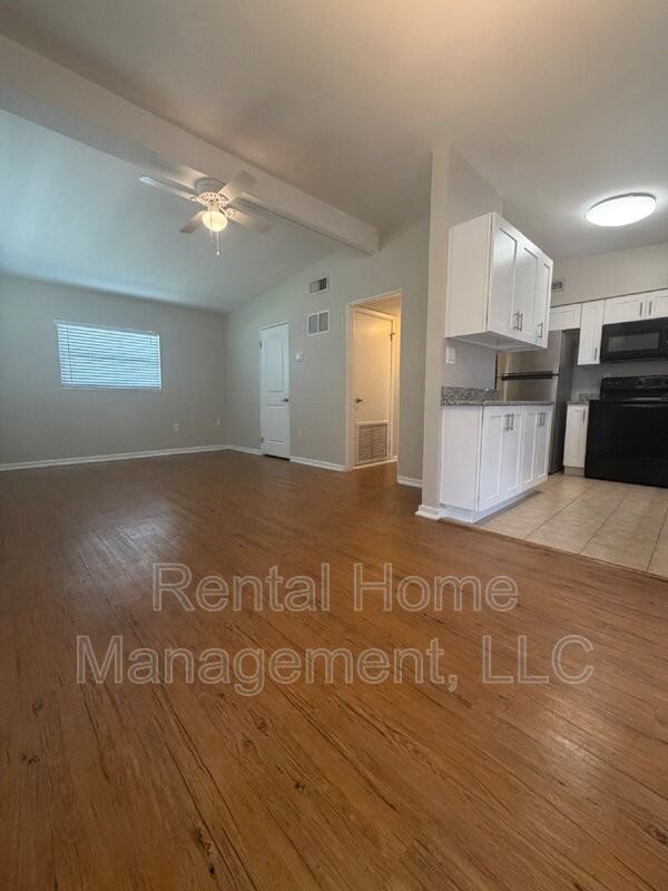503 Shannon Rd - Photo 4 of 11