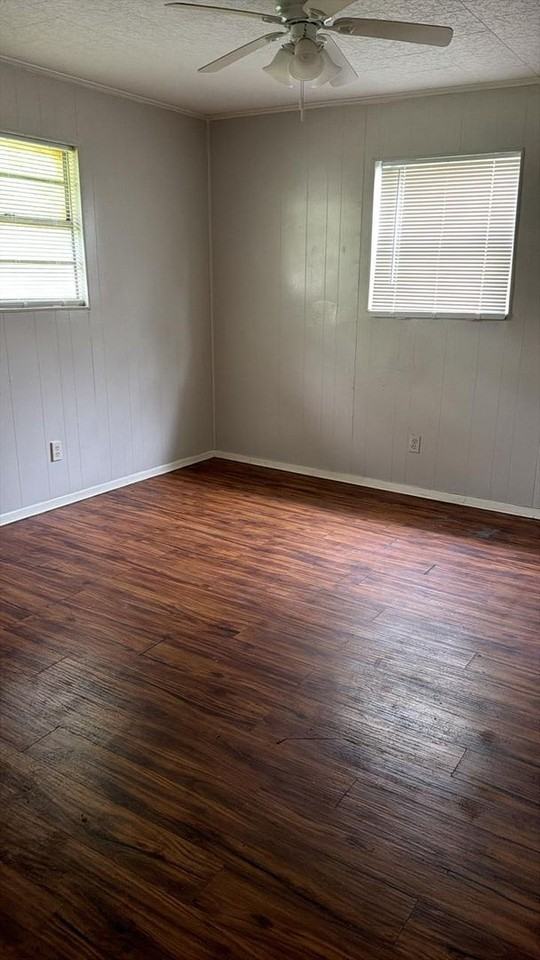 2318 Pacific St - Photo 3 of 9