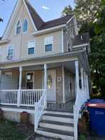 featured image of 712 4th St N