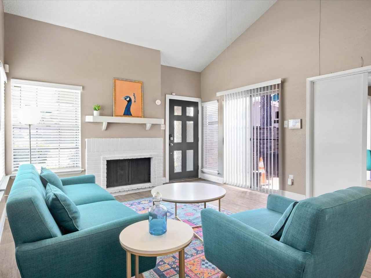 Casa Azul Townhomes - Photo 4 of 39
