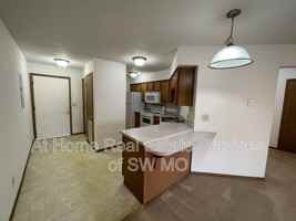 featured image of 877 N 22nd St