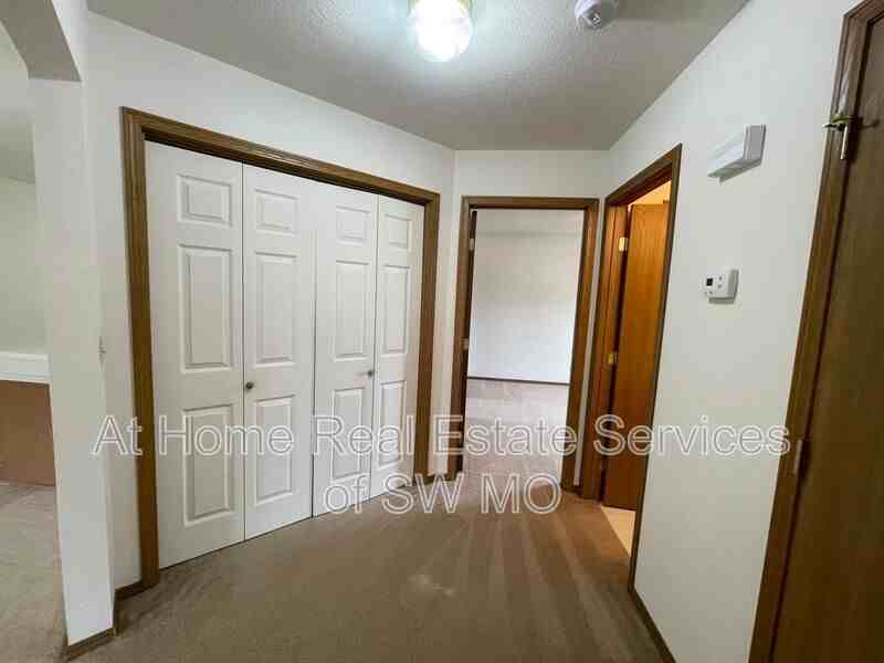 877 N 22nd St - Photo 7 of 11