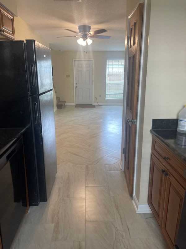 1153 Heather Ln ##B - Photo 4 of 10