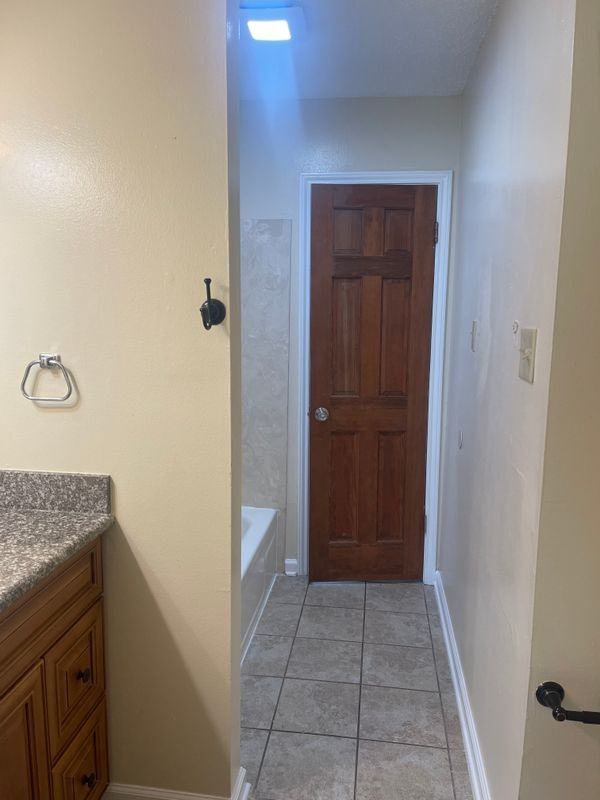1153 Heather Ln ##B - Photo 5 of 10