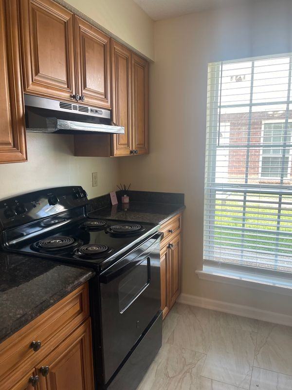 1153 Heather Ln ##B - Photo 7 of 10