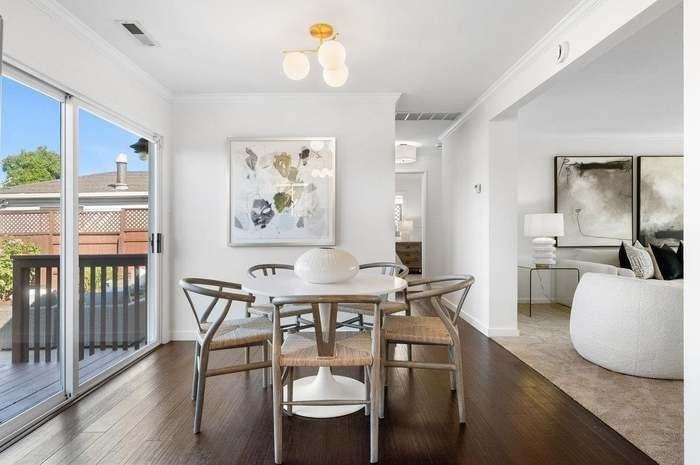 116 Prague St - Photo 6 of 20