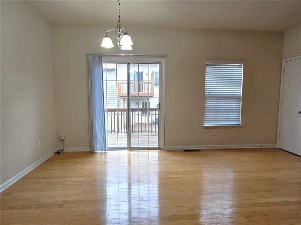 2104 Meadow Peak Rd - Photo 5 of 23