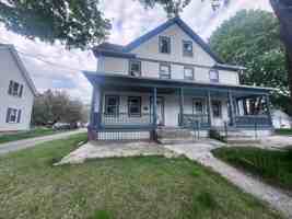 featured image of 32 Linnell St