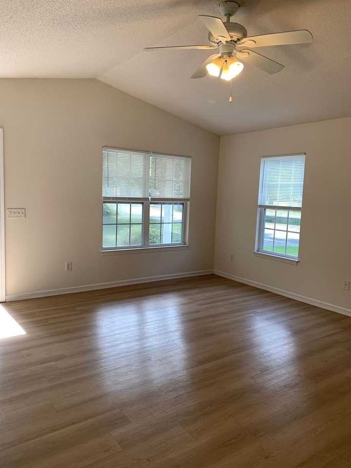 4011 Masonboro Loop Rd - Photo 5 of 22