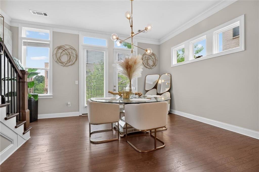 1589 Aldworth Pl Se - Photo 4 of 20