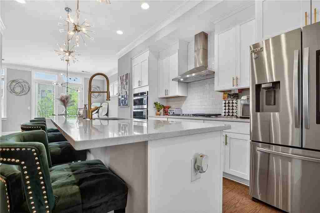 1589 Aldworth Pl Se - Photo 6 of 20