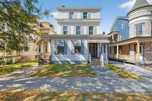 featured image of 49 S Hamilton St ##2
